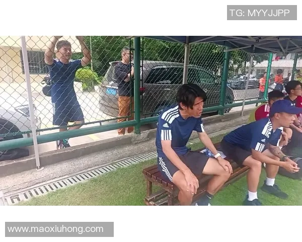 吕文君分享海港梯队训练精彩瞬间期待你们不断进步加油努力拼搏创造辉煌